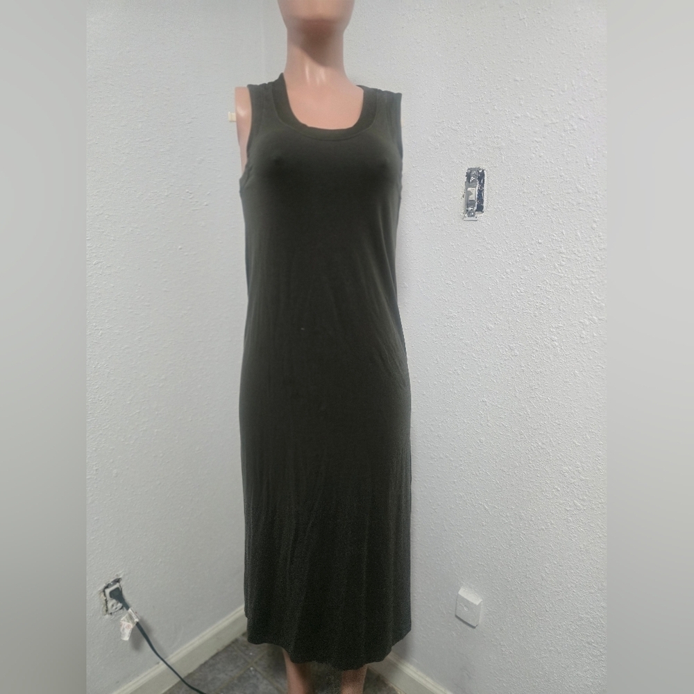 Elegant Sleeveless Dark Green Dress